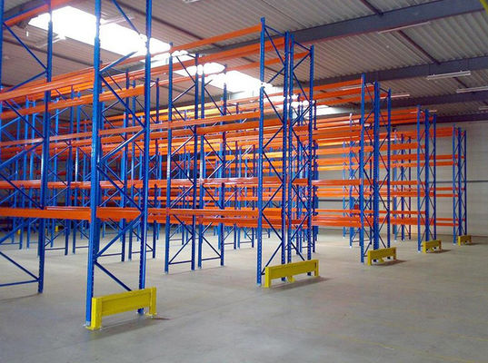 4 Layers Warehouse Shelving Units Shelf Racks 7000mm High Corrosion Protection